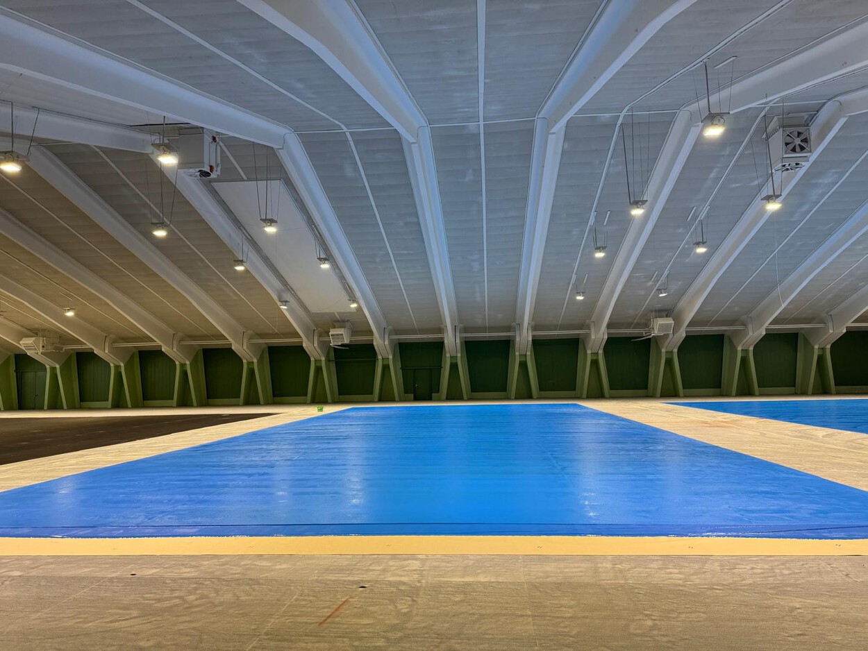 Die erste blaue Schicht wird aufgetragen!